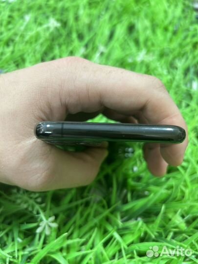 iPhone 11 Pro, 64 ГБ