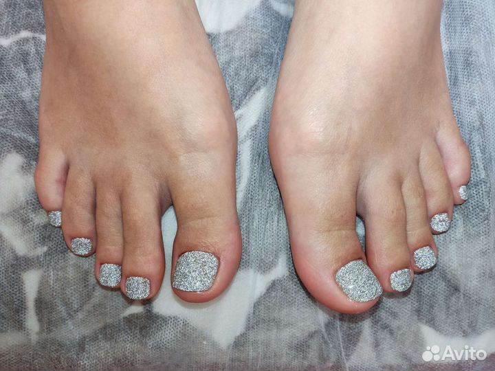 Маникюр и педикюр