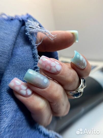 Маникюр и наращивание ногтей