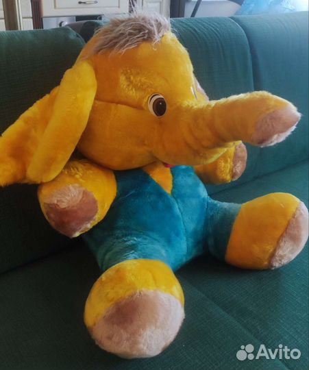 Игрушка большой плюшевый слон