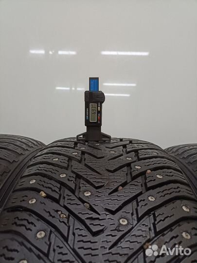 Nokian Tyres Hakkapeliitta 8 235/50 R18