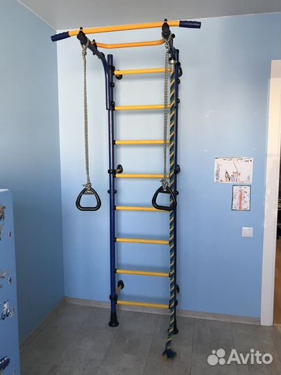 Спортивный уголок для детей (шведская стенка)