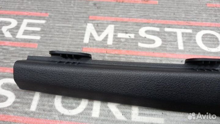 Накладка стойки кузова передняя левая Audi Q5 8R