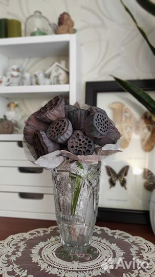 Большая хрустальная ваза