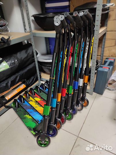 Самокат трюковый