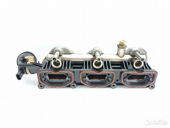 Коллектор впускной правый Audi A6 C6 2.8 CCA 2008