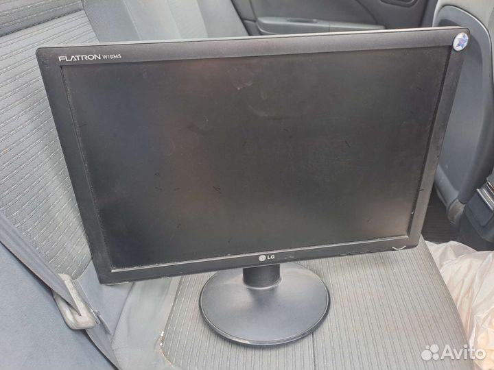 Монитор для компьютера 19 дюймов