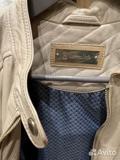 Кожаная куртка женская Massimo Dutti