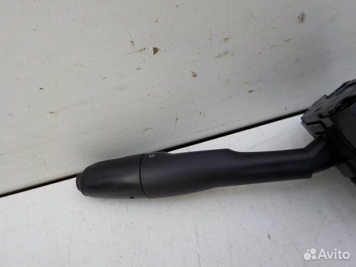 Переключатель подрулевой на Mitsubishi Pajero Spor