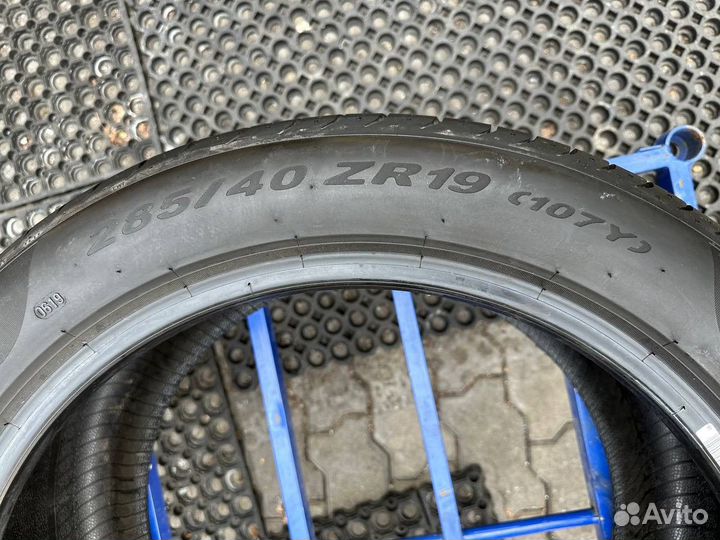 Комплетк резины на Мерседес W222