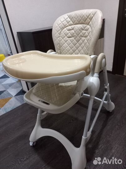 Детский стульчик для кормления