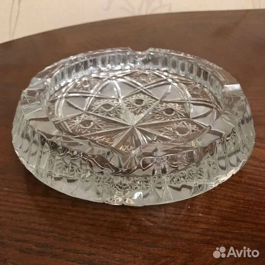 Хрустальная пепельница