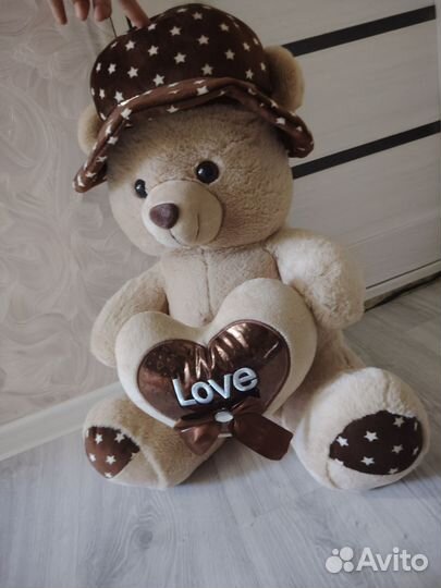 Плюшевый медведь