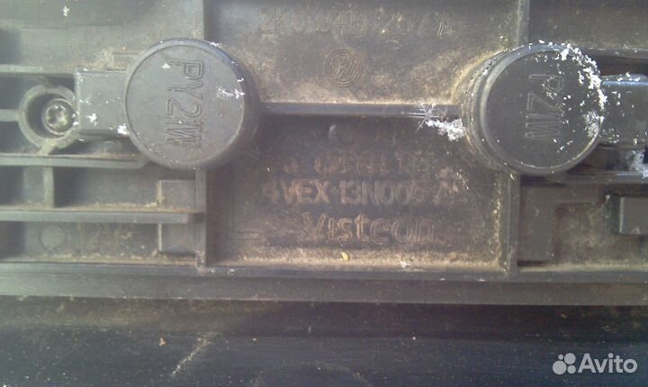 Фонарь задний левый, правый для Кадди