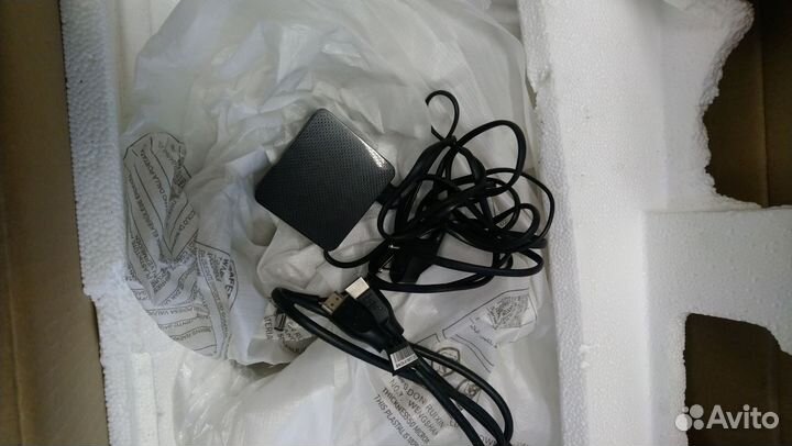 Монитор Samsung 27 изогнутый