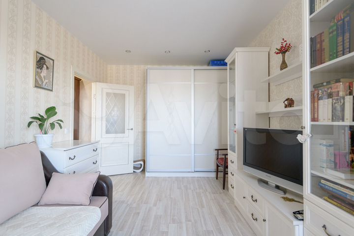 2-к. квартира, 52,8 м², 8/10 эт.