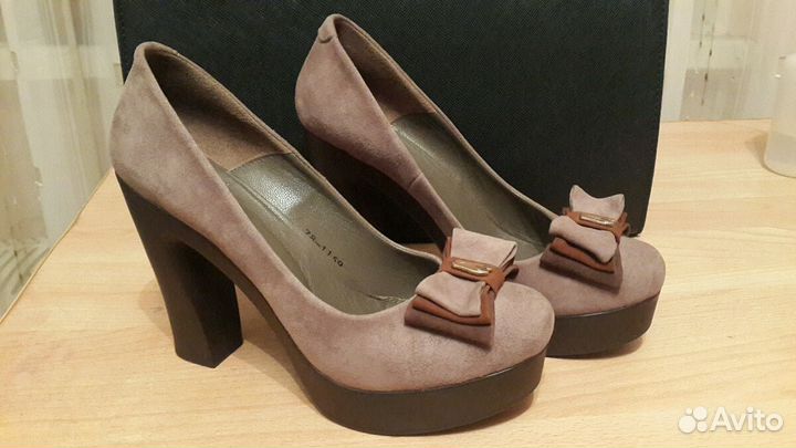 Замшевые туфли