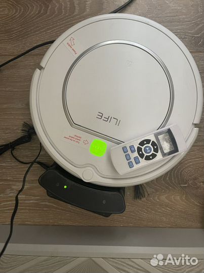 Робот-пылесос ILife V40, белый