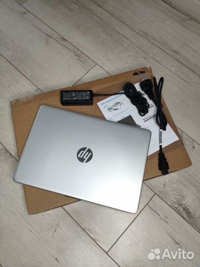 Ноутбук HP i3-1005G1 / 8Gb DDR4 / 256 Gb SSD M2