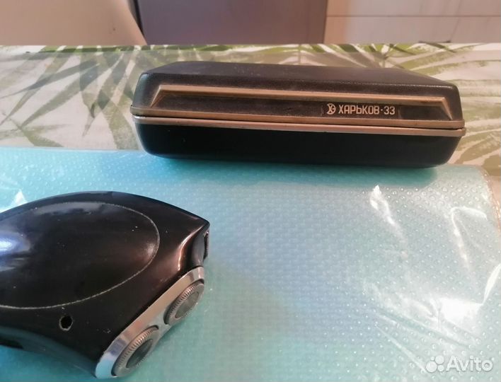 Бритвы электрические СССР. Агидель, Харьков 33