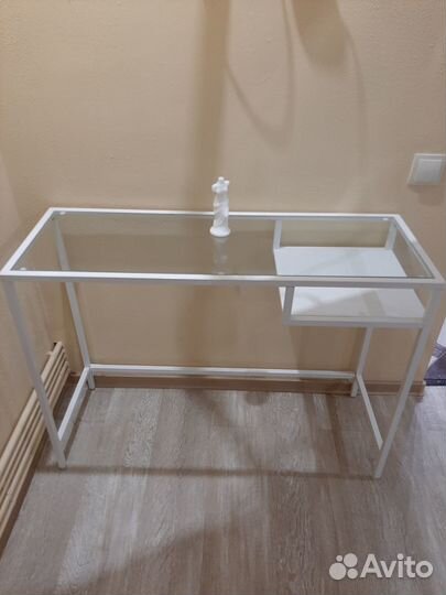 Стол белый из Икея