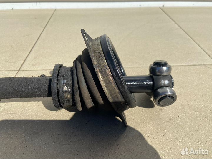 Привод передний левый Renault Logan