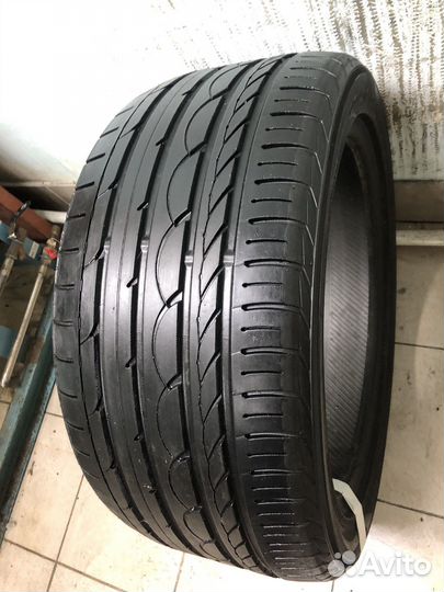 Yokohama Advan Sport V102 275/40 R19