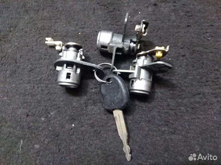 Замок зажигания Хёндай Санта фе Классик