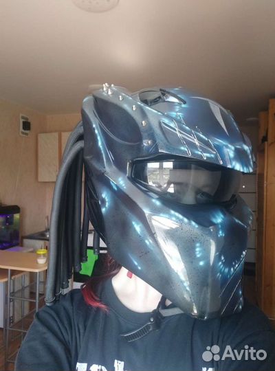 Мотошлем хищник