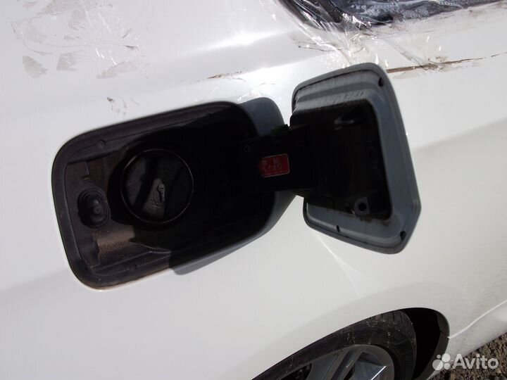 Лючек бензобака BMW E92