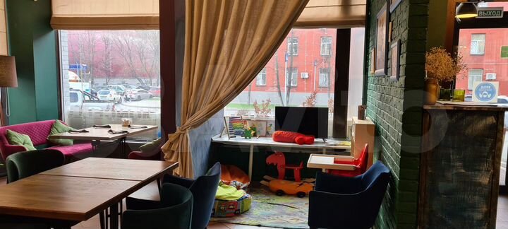 Ресторан с летним кафе, 202.7 м², отдельностоящее