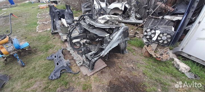 Лонжерон Хонда фрид GB3. 2009г.в с распила