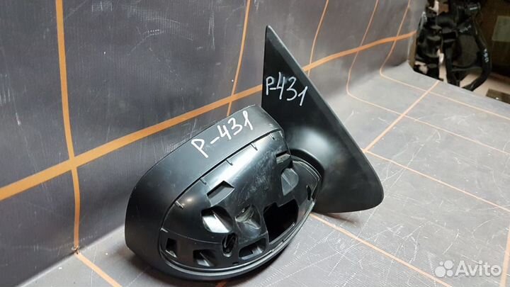 Renault Duster - Зеркало правое