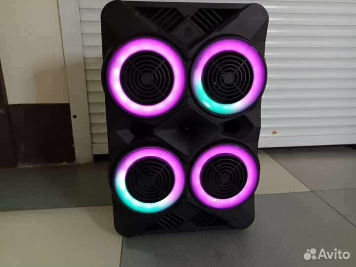 Колонка С 4 Динамиками - Блютуз + Радио + Микрофон