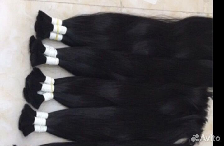 Темные волосы в наличии