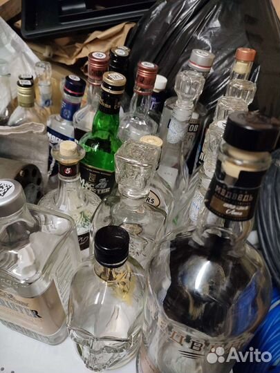 Бутылки стеклянные 0.5, 0.7, 1.0 л