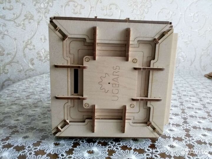 Сейф сувенирный деревянный