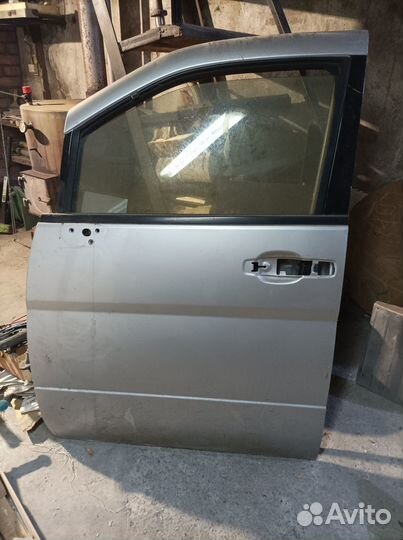 Дверь nissan serena PC24