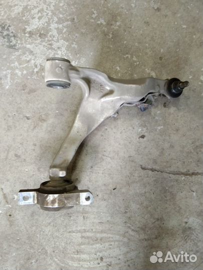 Рычаг передний нижний левый Инфинити G25