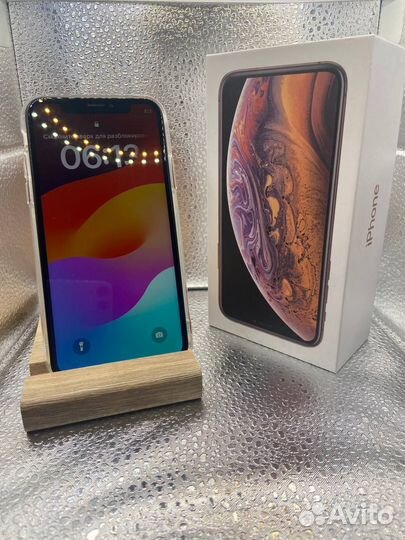 iPhone Xs, 64 ГБ