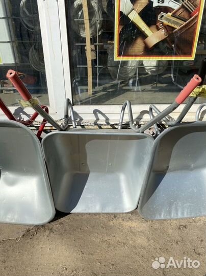 Тачка строительная усиленная 120л/220кг