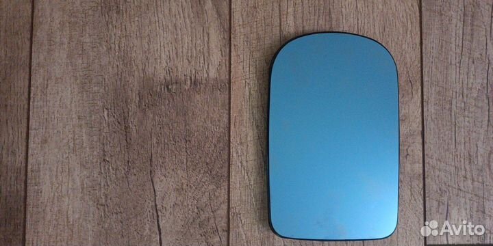 Зеркало заднего вида