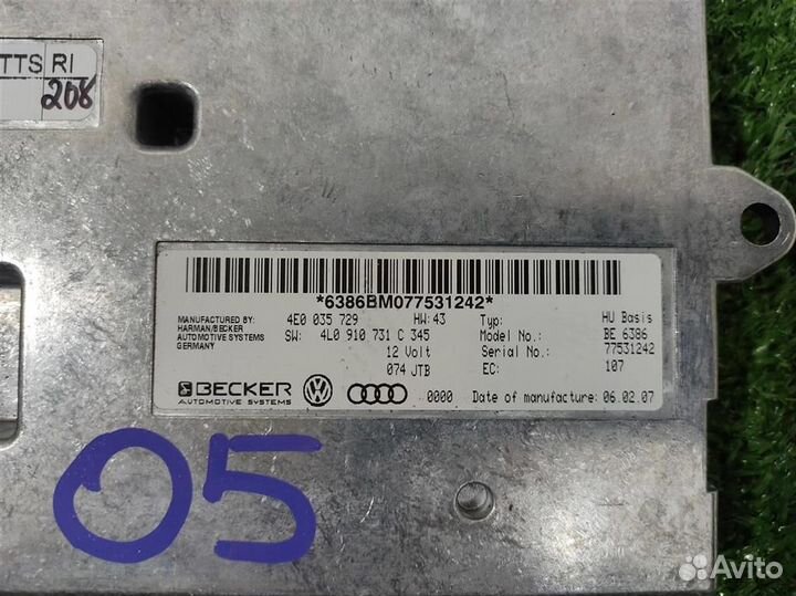 Блок управления магнитолой Audi Q7 (4LB) 2007