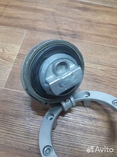 Крышка бака +1ключ Honda XL 700 transalp