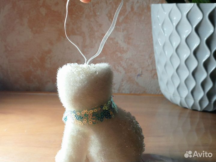 Продам статуэтку (можно повесить )