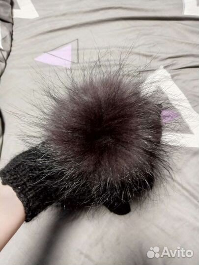Варежки С помпоном