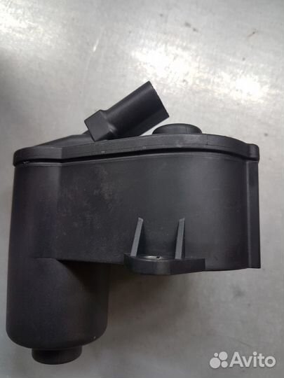 Моторчик стояночного тормоза Audi VW 4F0998281B