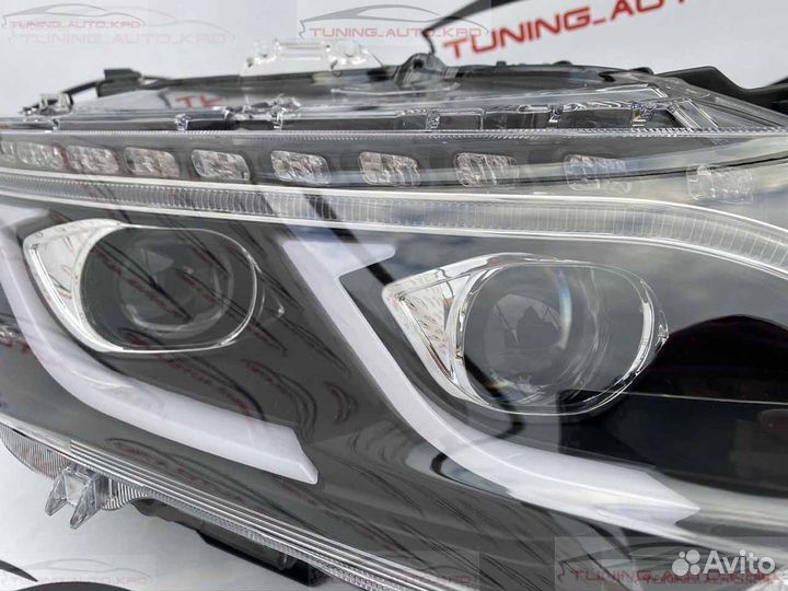 Фары Toyota Camry стиль Mercedes F6908