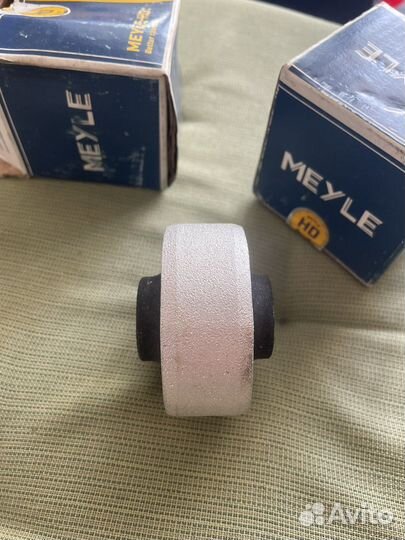 Сайлентблоки передние Volkswagen Polo