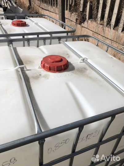 Емкость пластиковая cube бу